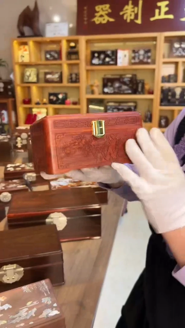 花梨木类成套家具缅花 雕花荷花首饰盒16*12.5*9