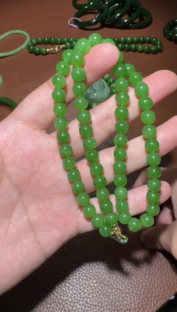 未镶嵌和田玉挂件无**淡和田玉