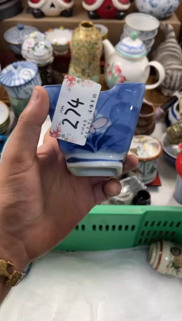 曾***过店铺名称 轩轩瓷器 闪购类型 定向 曾经年轻过