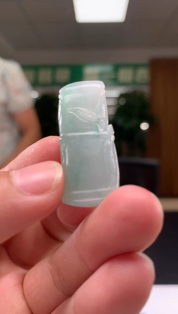 未镶嵌定制翡翠          *48