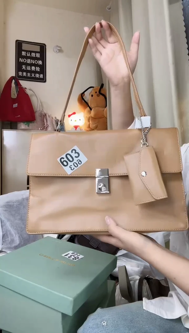 PU以直播链接为准 默认微瑕603有点压痕