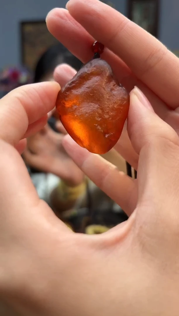 琥珀颈饰未镶嵌吊坠