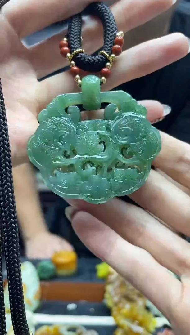 项链未镶嵌和田玉·