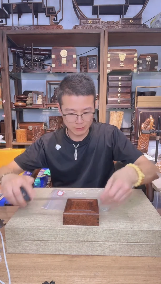 乌木类书架689蛇纹木正方抽拉盒