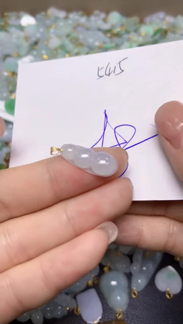 【闪购商品】翡翠挂件18K金镶嵌 天然翡翠A货