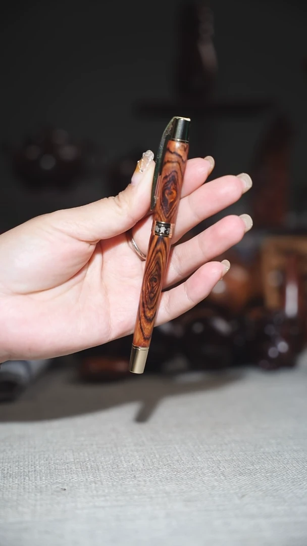 【闪购商品】黄花梨/降香黄檀把件钢笔