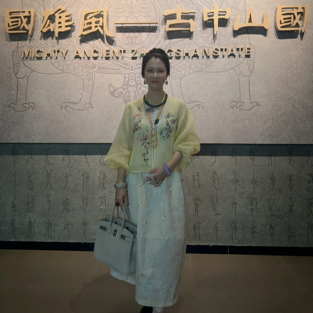 【云裳溪2025｜5月新款】国风传统米黄色提花钉珠半裙