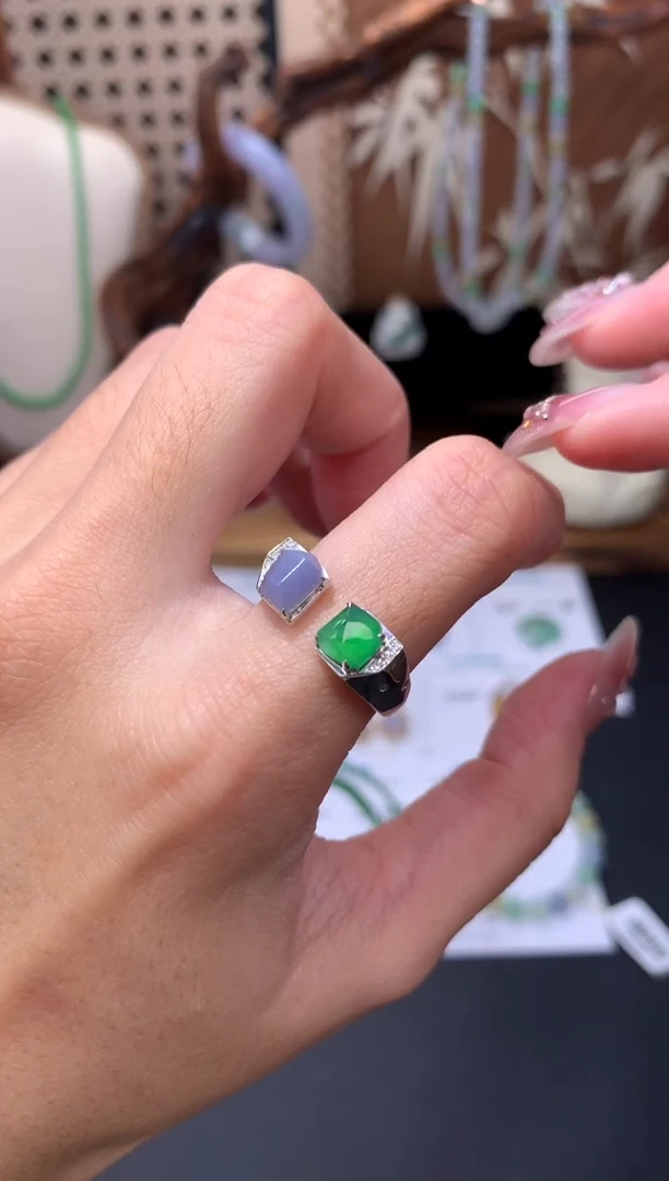 18K金镶嵌定制翡翠48小时鉴赏期 退货不扣服务费