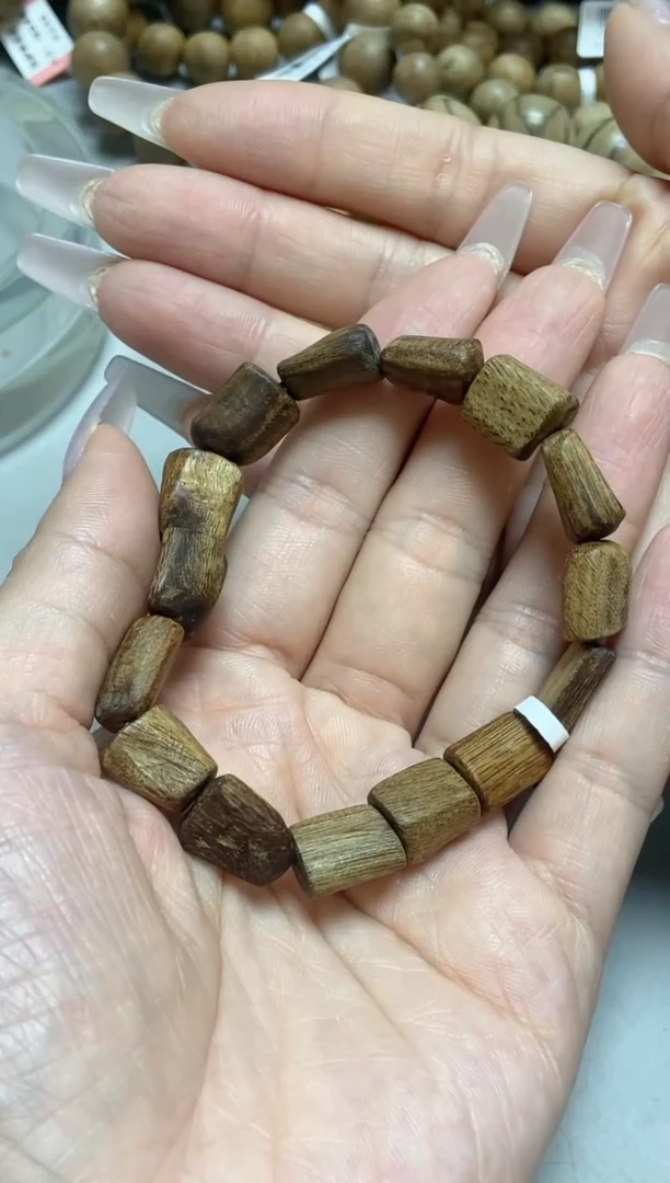 手串沉香越南顺化红土沉随型单圈多样性发其一