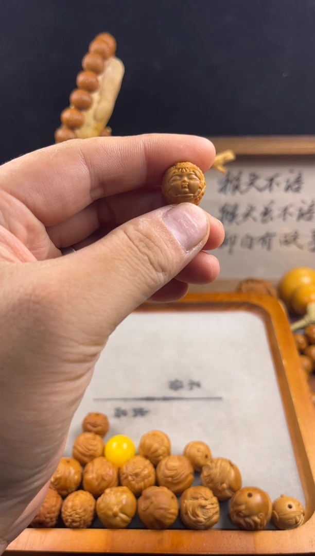 吊坠猴头核桃旺**-扎及拉姆