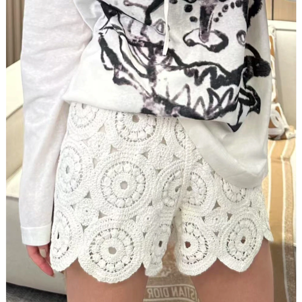 【小婉】珀斯的夏   松紧腰重工钩花波浪镂空休闲百搭短裤