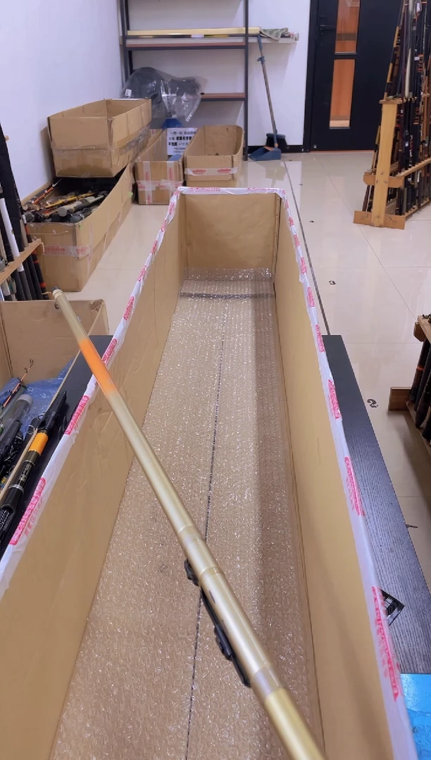 白****黑孤品微瑕疵，以直播间讲解为准，+10元，发顺丰，慎拍。