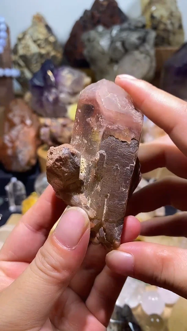 车挂未镶嵌水晶10号154g南非红幽灵+涅槃纹