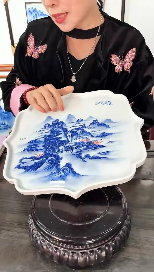 吴小琴