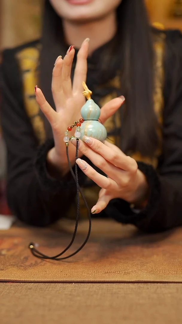 【闪购商品】788宴禾堂天然漆艺小葫芦--68