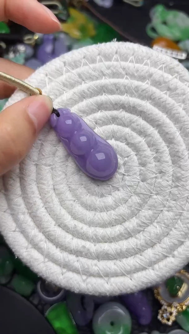 颈饰未镶嵌翡翠缅甸翡翠吊坠