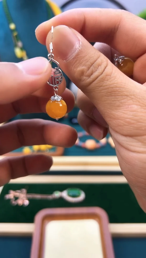 银S925镶嵌蜜蜡耳饰E57