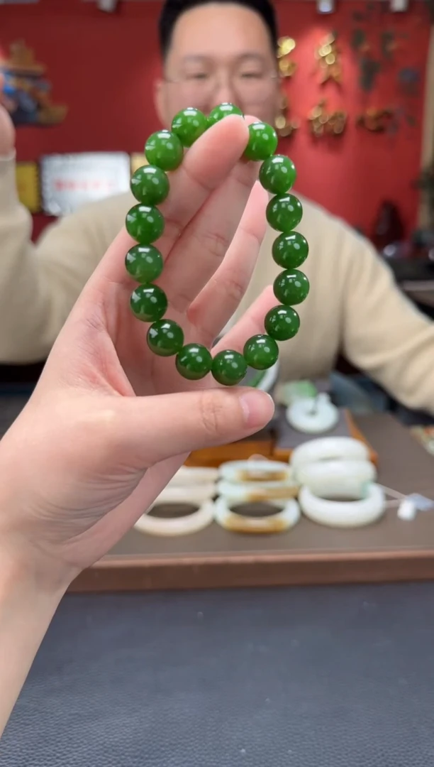 【闪购商品】和田玉手串未镶嵌碧玉单圈手串