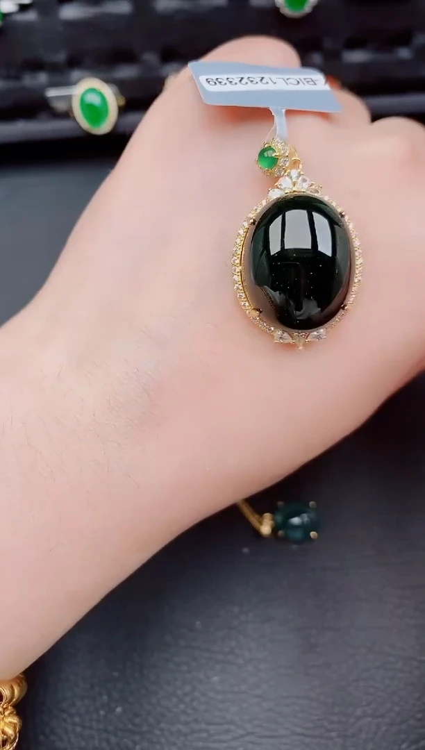 【闪购商品】翡翠颈饰银S925镶嵌天然a货翡翠622