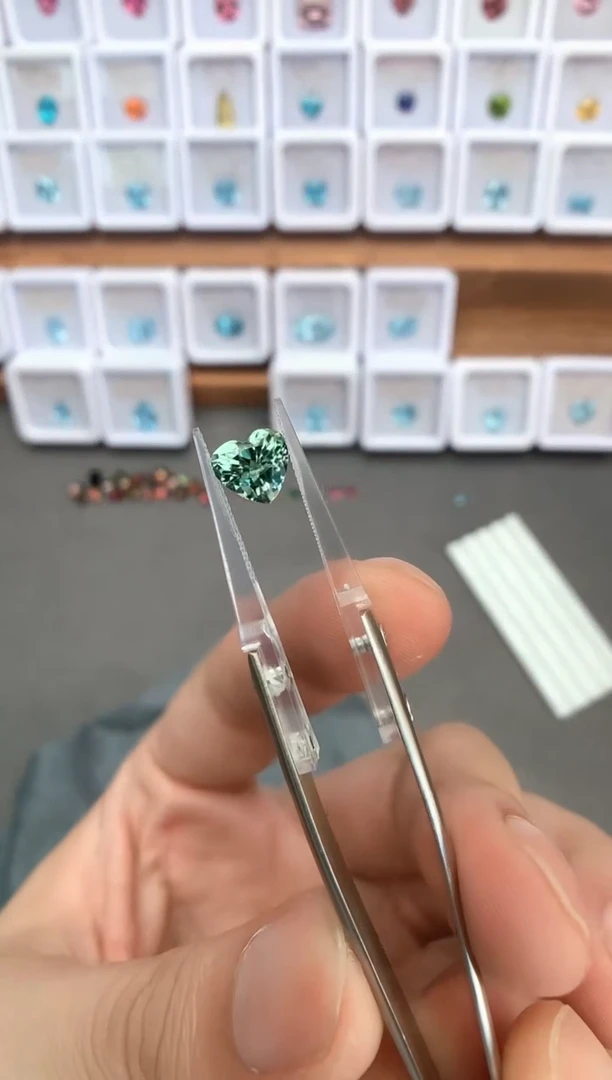 未镶嵌裸石定制碧玺2.24ct 08033