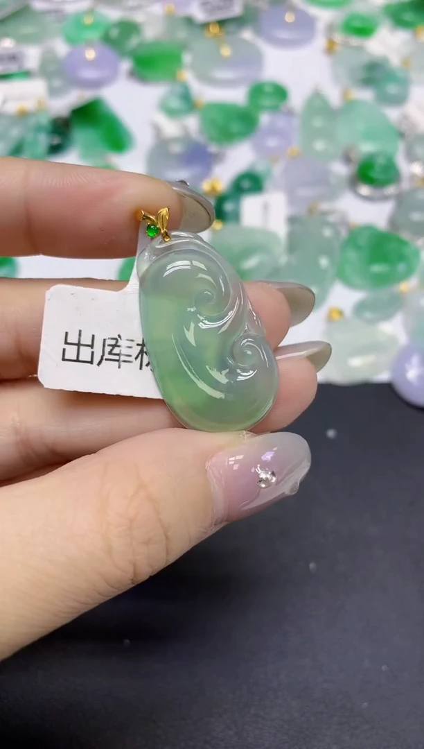 颈饰18K金镶嵌翡翠天然缅甸翡翠A货百元以上9元证书费自理