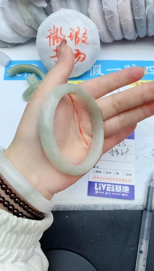 【闪购商品】石英质玉手镯未镶嵌53+58/59