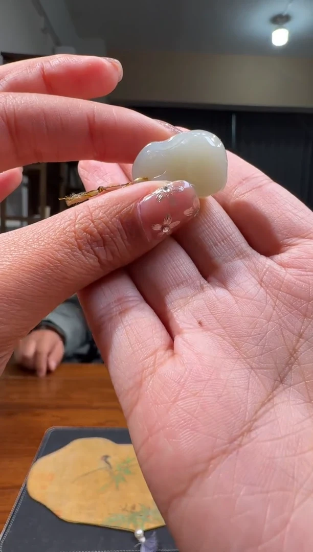 【闪购商品】和田玉2未镶嵌1.12俊龙