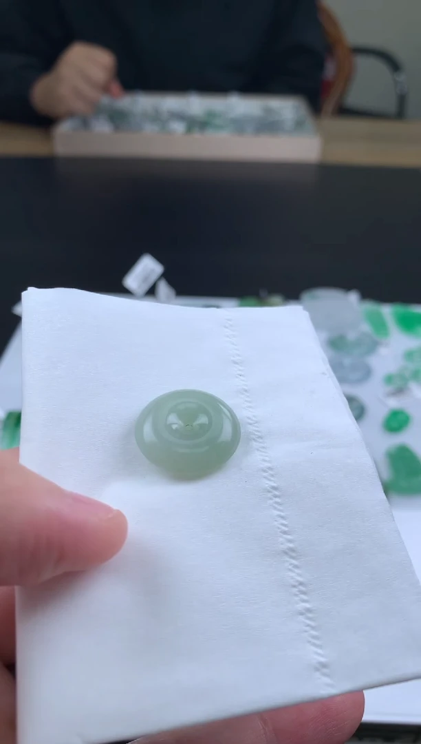 【闪购商品】定制翡翠未镶嵌翡翠