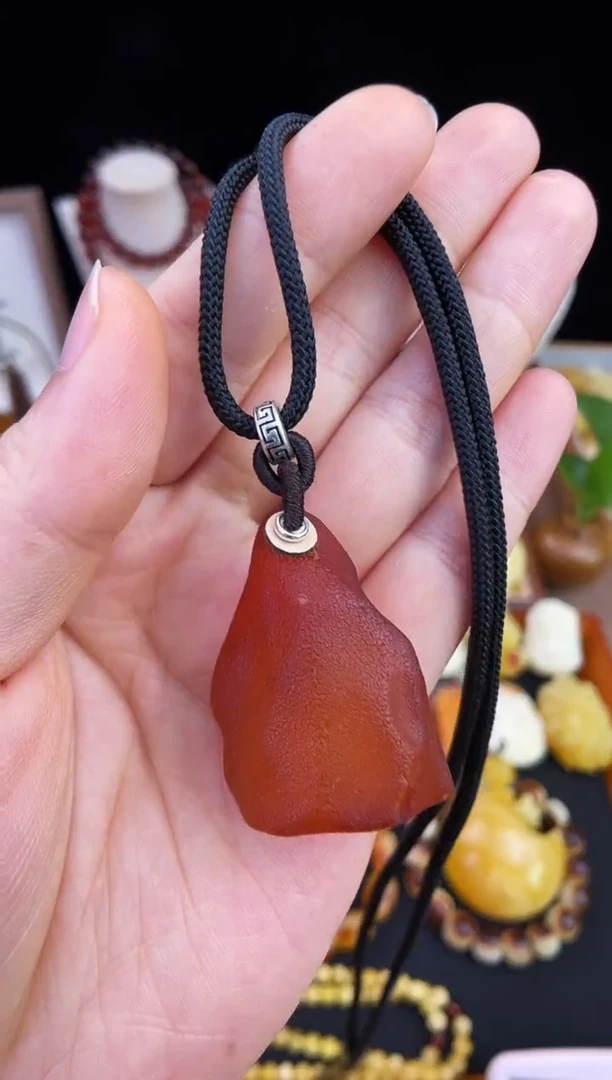 琥珀未镶嵌珠宝奇石柒月