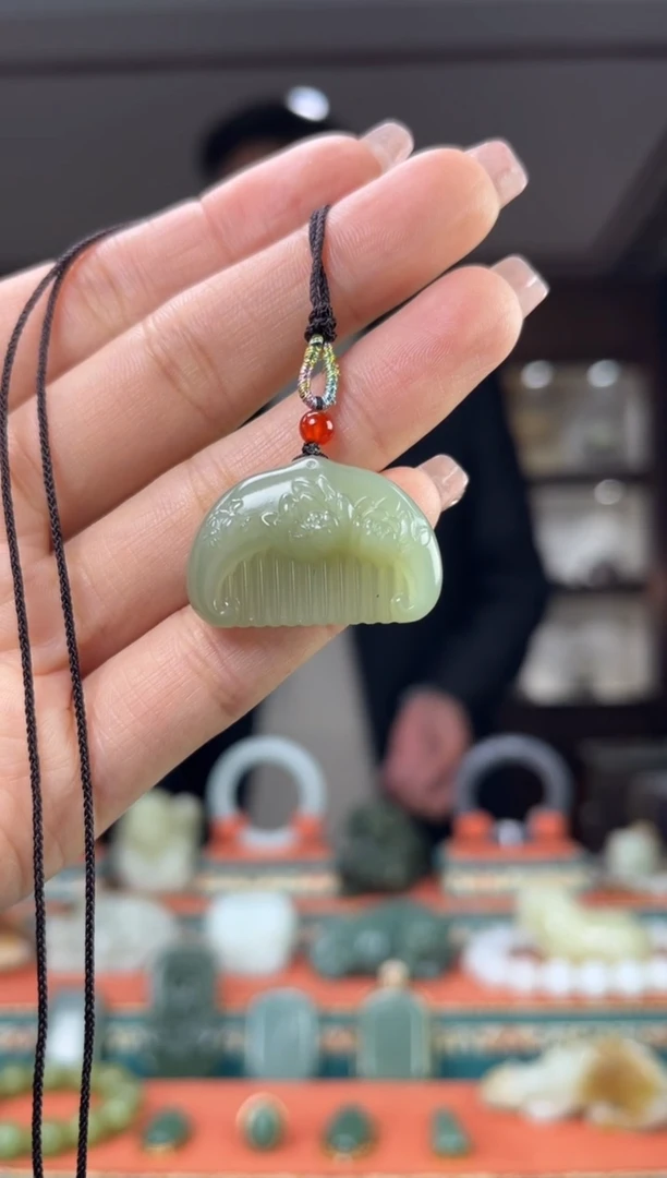 【闪购商品】和田玉颈饰未镶嵌1