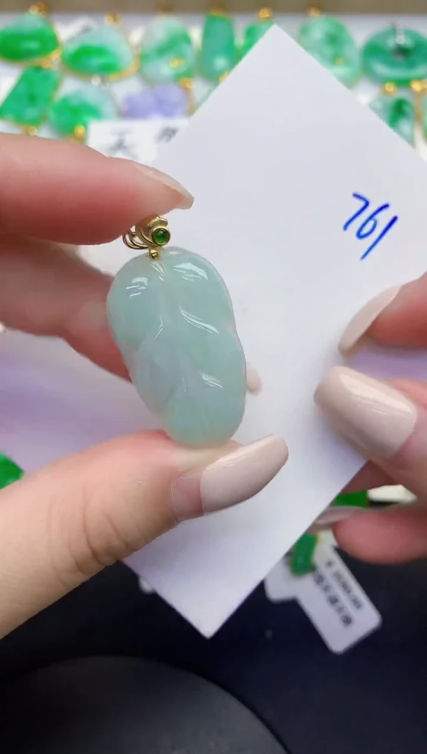 颈饰未镶嵌翡翠缅甸天然翡翠A货