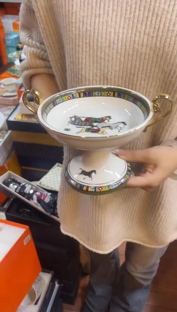 杯鸿辉家品牌瓷器，京东包邮！