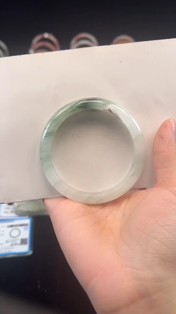 未镶嵌手镯石英质玉60圈口017