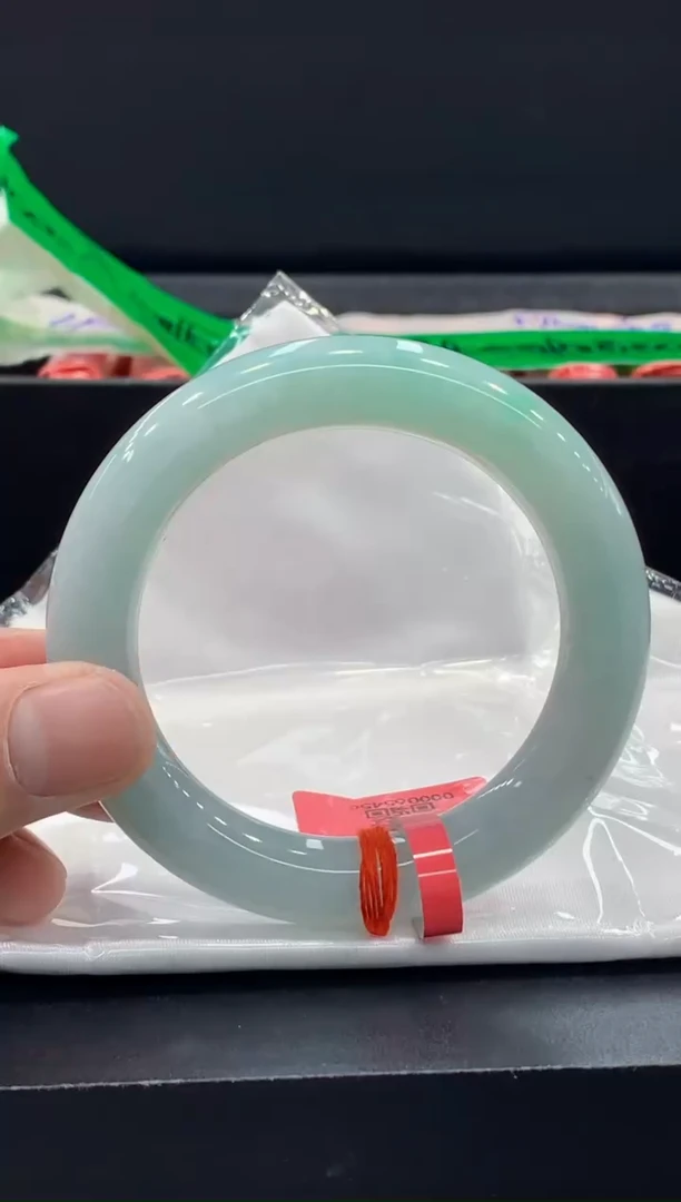 未镶嵌手镯翡翠翡翠手镯