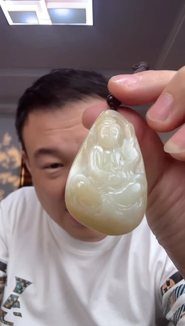和田玉未镶嵌颈饰1