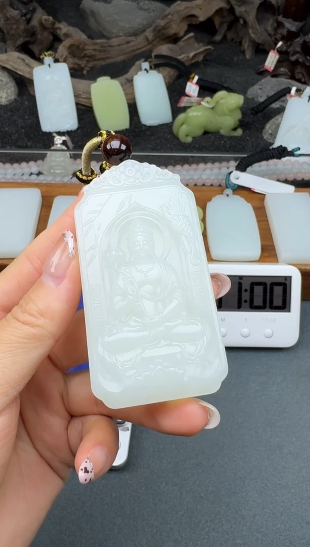 颈饰未镶嵌和田玉3