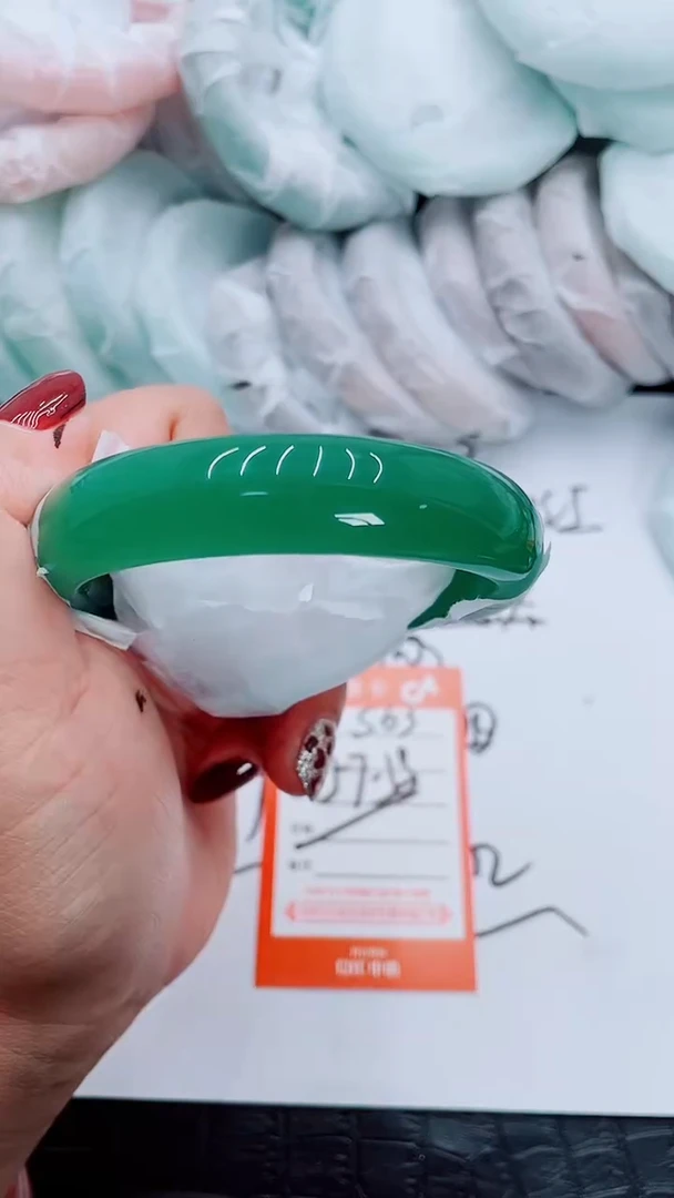 【闪购商品】石英质玉手镯未镶嵌S63-57-58