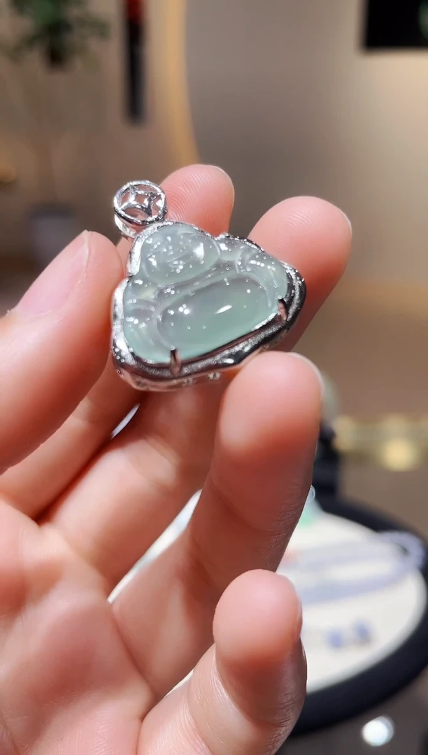翡翠合金颈饰翡翠佛公
