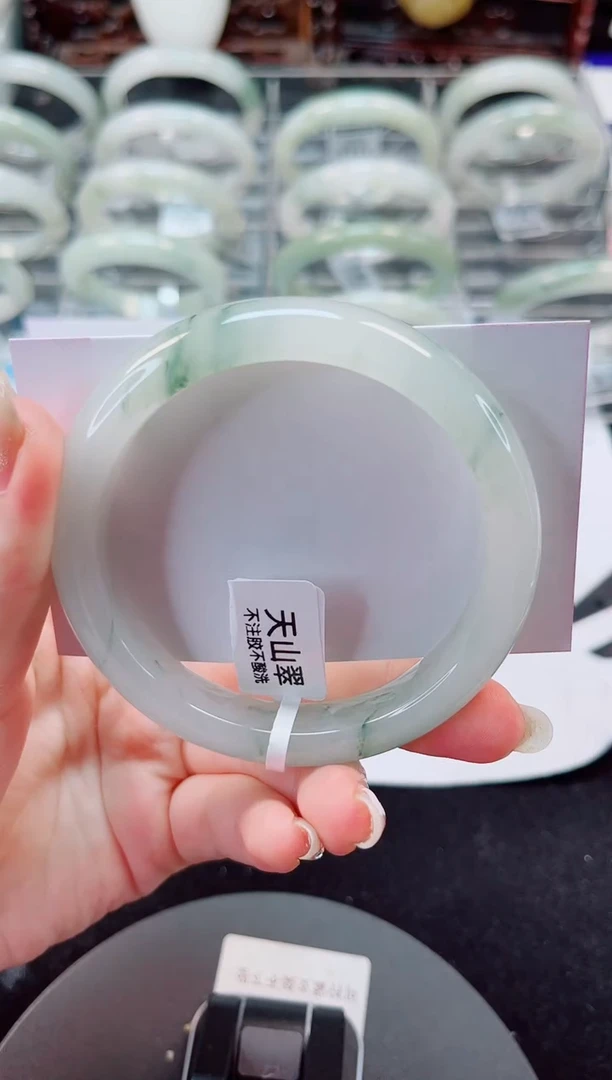 未镶嵌手镯石英质玉148-57/58