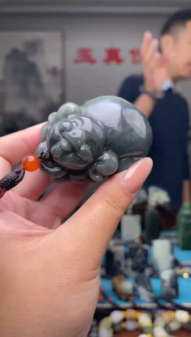 未镶嵌和田玉挂件1