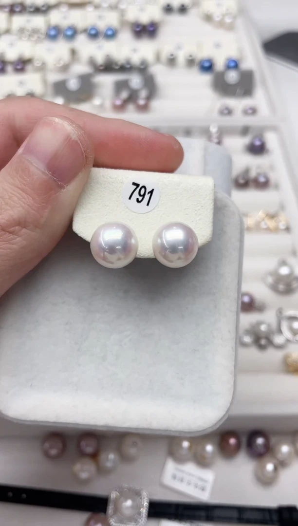 【闪购商品】淡水珍珠耳饰银S925镶嵌耳饰