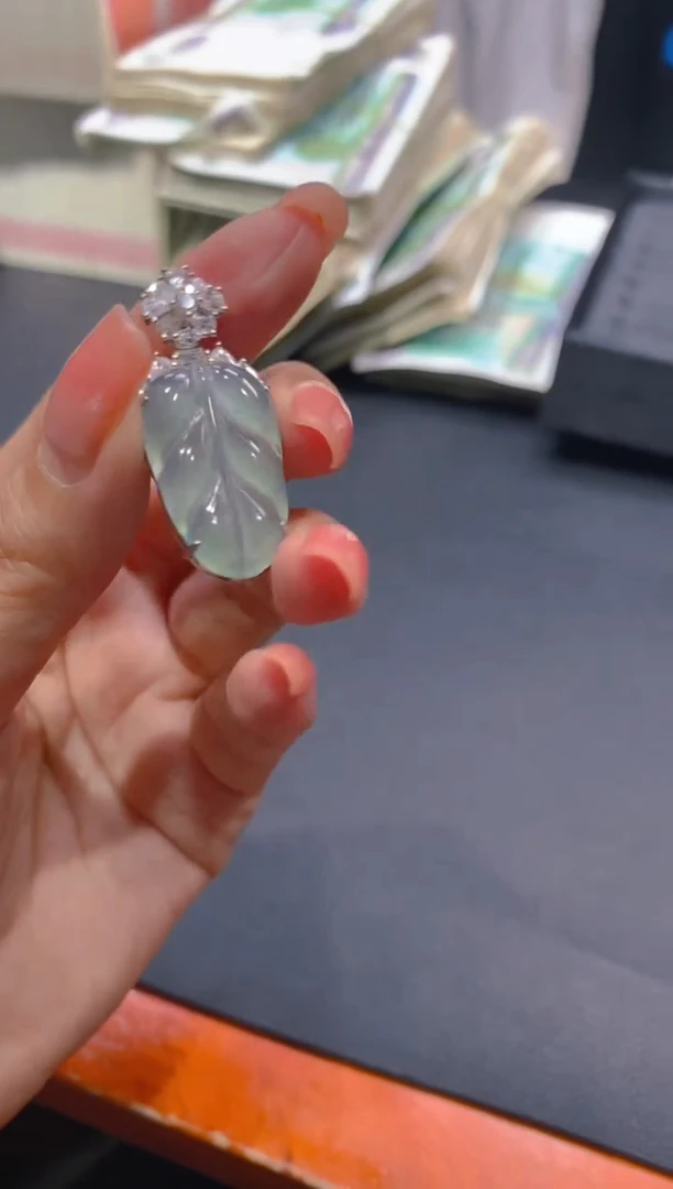 【闪购商品】定制翡翠未镶嵌114多样性发货（发其一）