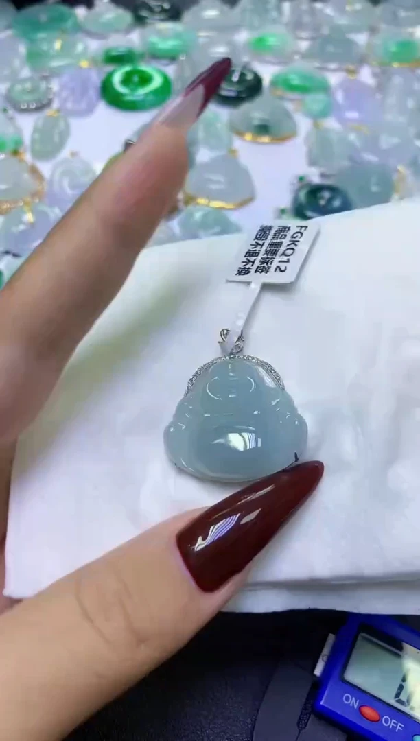 翡翠18K金镶嵌颈饰天然缅甸翡翠A货百元以上9元证书费自理