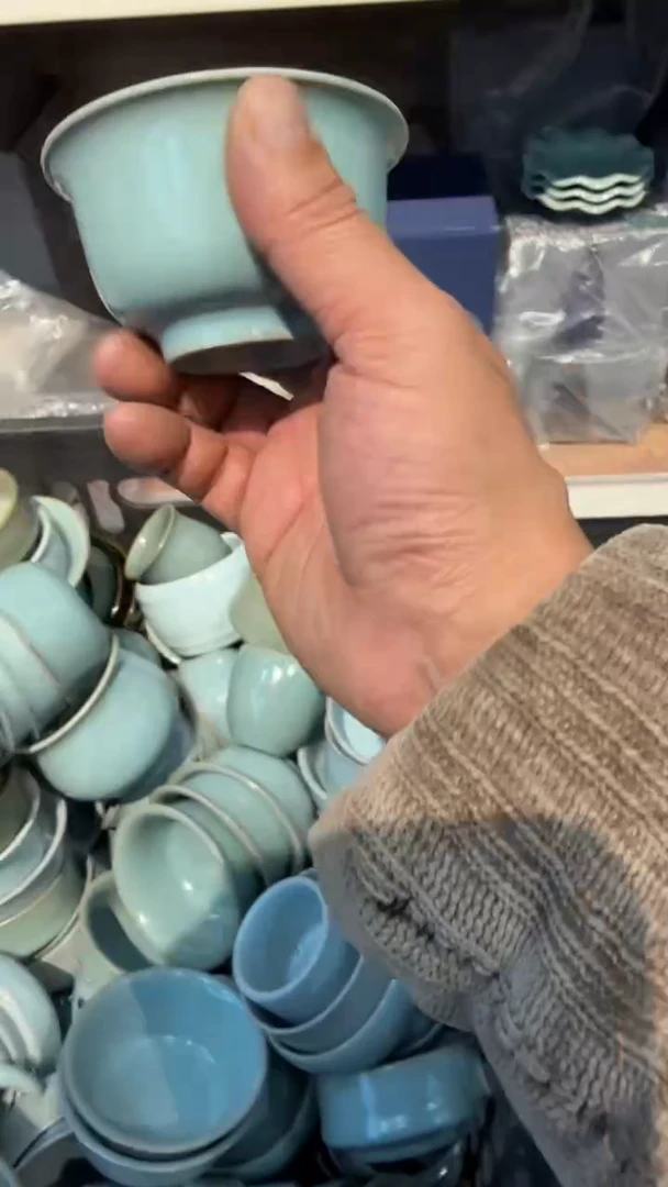 其他仿古天青大压手杯瑕