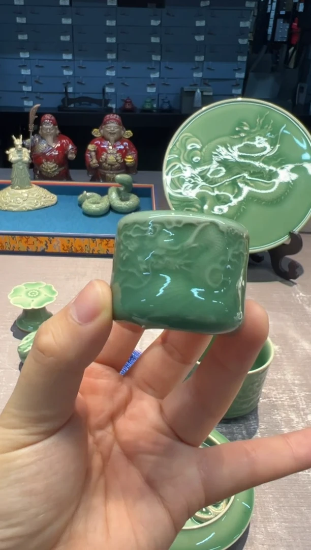 【闪购商品】邱含微 祥龙 扳指盖置