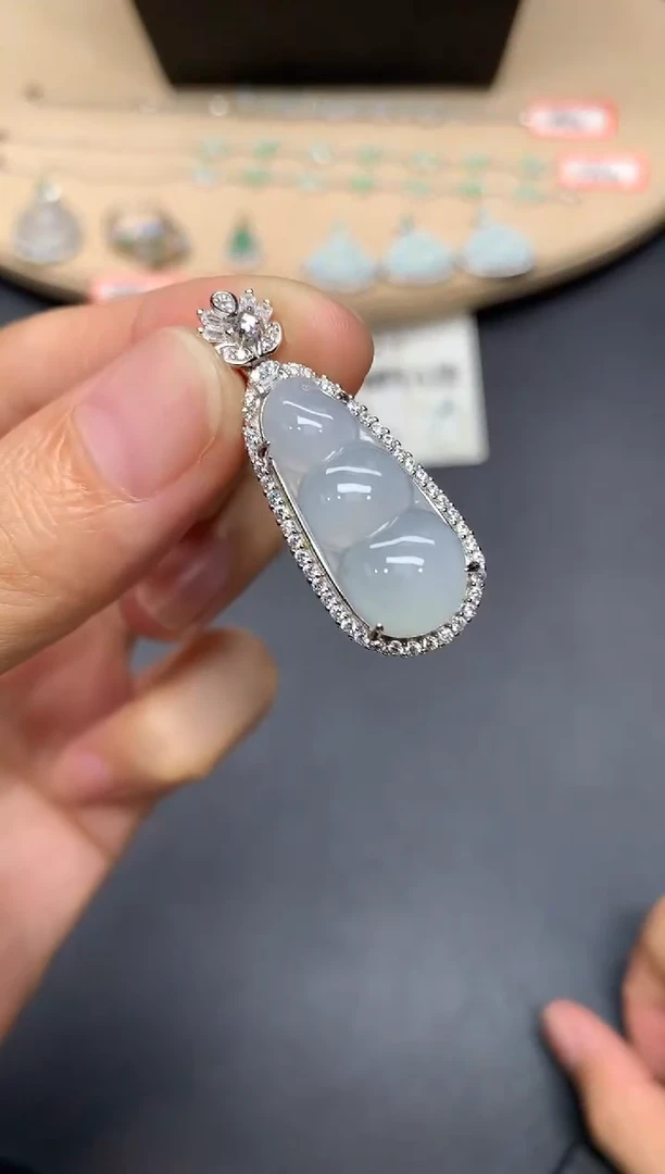 翡翠银S925镶嵌吊坠(不含链)福豆【多样性发其一】