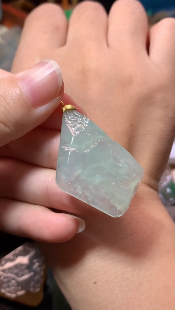 翡翠18K金镶嵌吊坠(不含链)吊坠