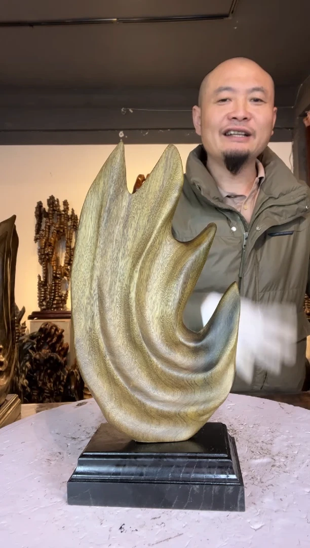 金丝楠摸***喵358金丝楠自然随型摆件