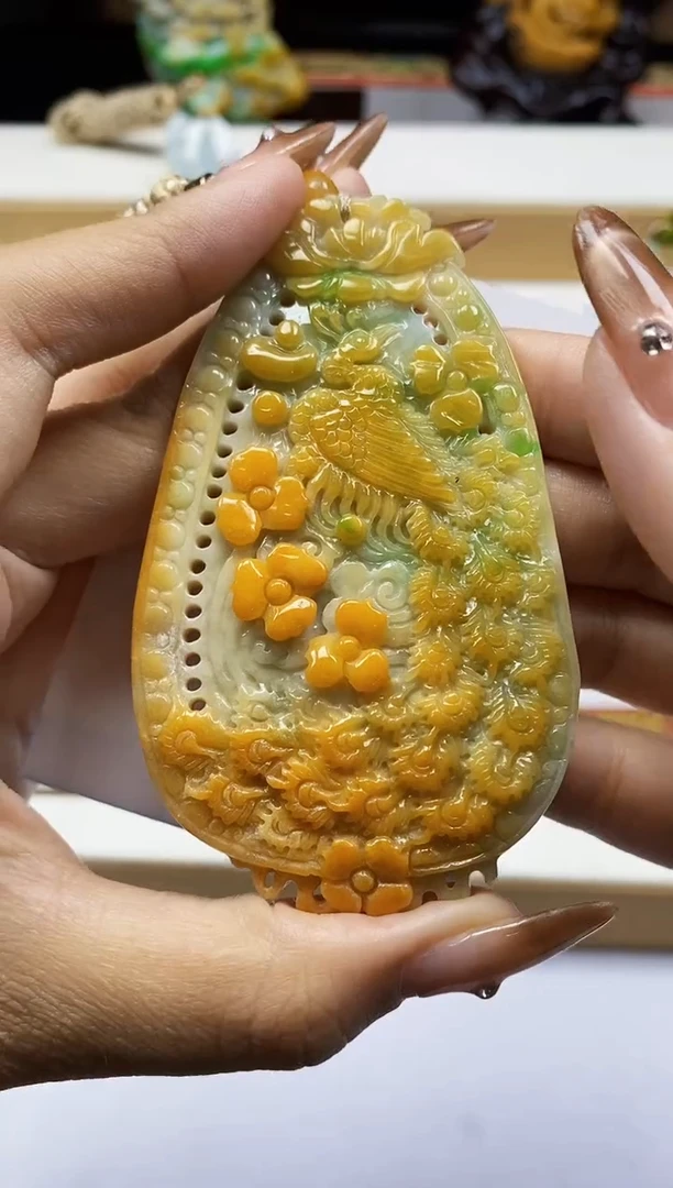颈饰未镶嵌翡翠翡翠A货