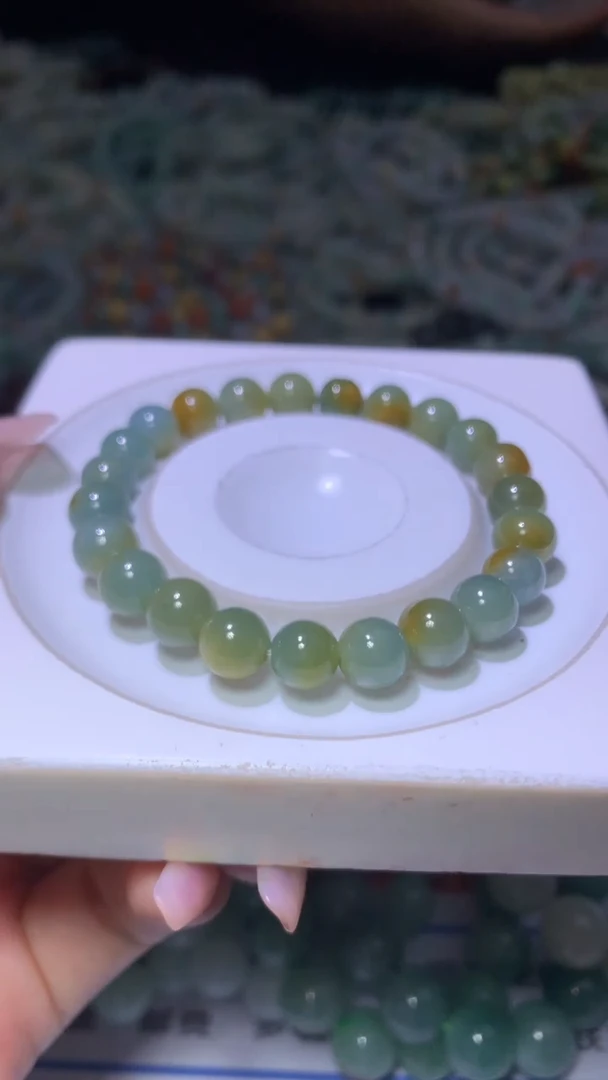 翡翠未镶嵌颈饰MXX013600